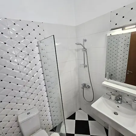 Casa de hóspedes A & A 3*