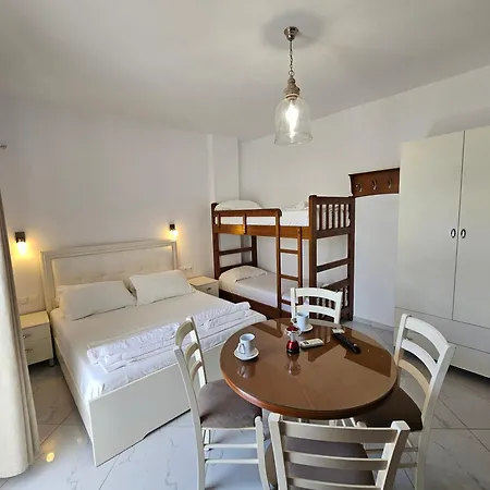 A & A 招待所 卡萨米尔