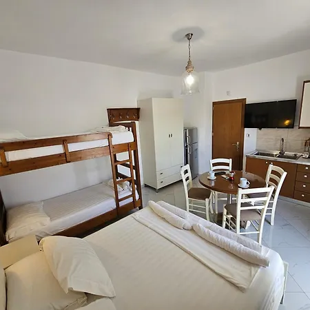 Guest house A & A Ksamil