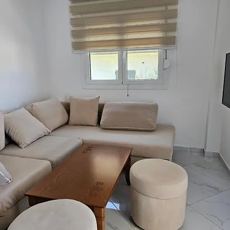 A & A 3* Εξαμίλιο